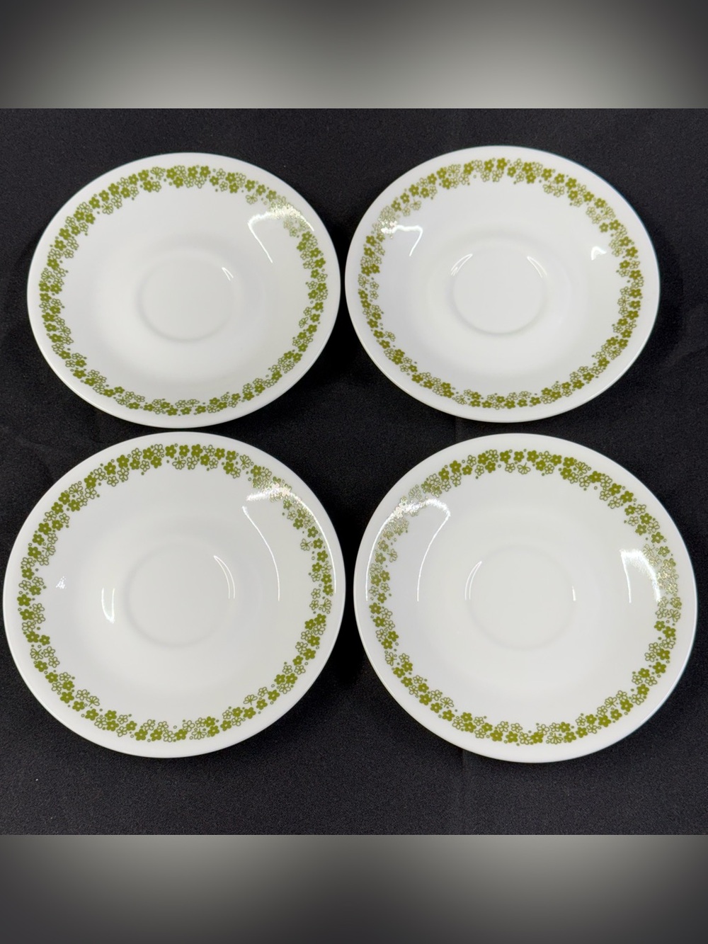 Vintage 1970s Corelle Crazy Daisy Spring Blossom Green Saucer Plates Set of 4